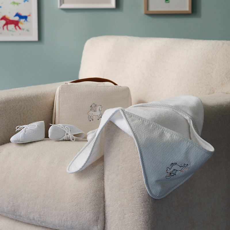 ポーチ 《カブリオル》 - マロン | Hermès - エルメス-公式サイト